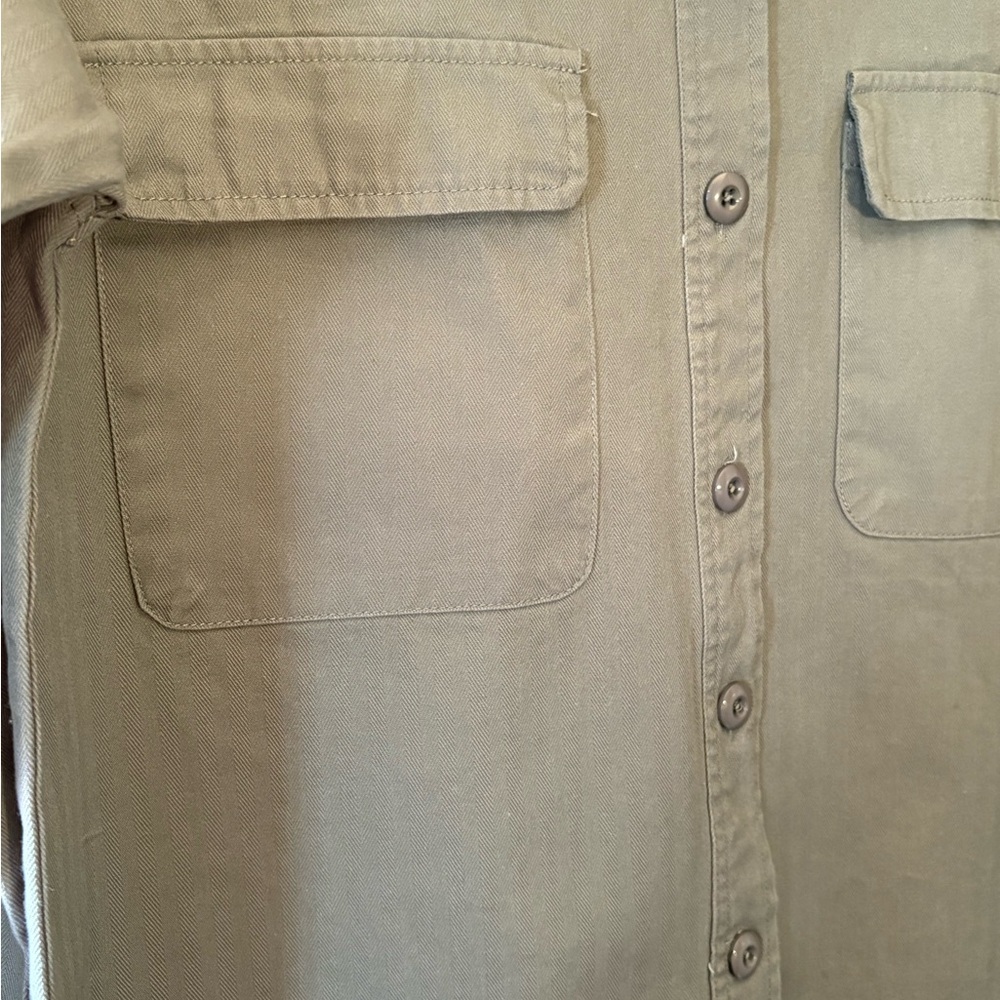 Forever 21 Size Small Olive Green Long Sleeve Button Down Shirt NWT - Picture 4 of 4